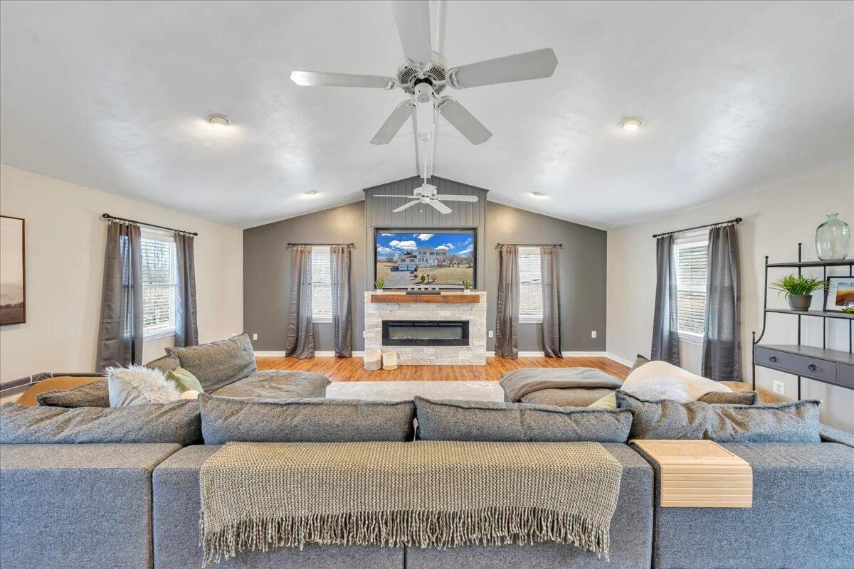 2400 Olde Salem DR - Photo 29