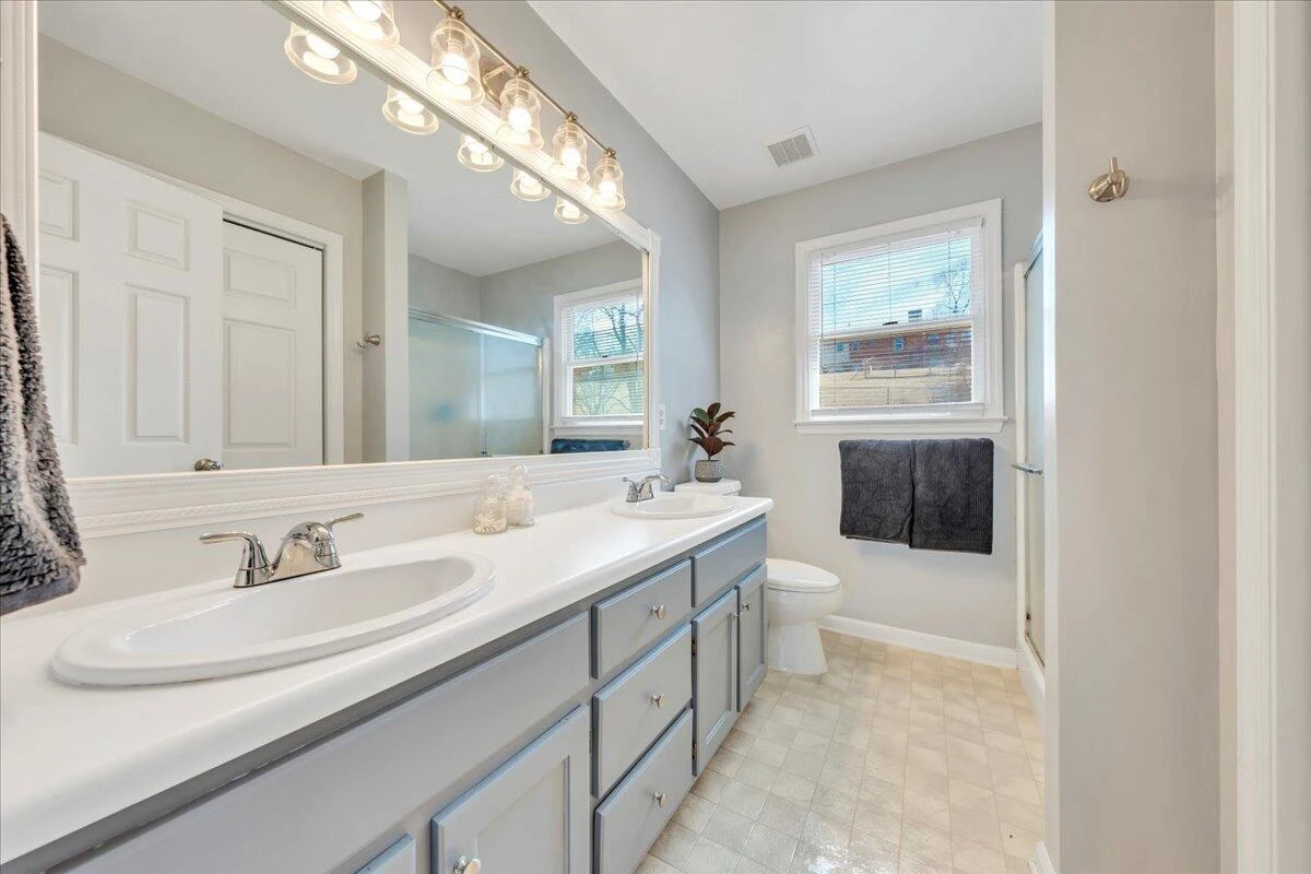 2400 Olde Salem DR - Photo 39