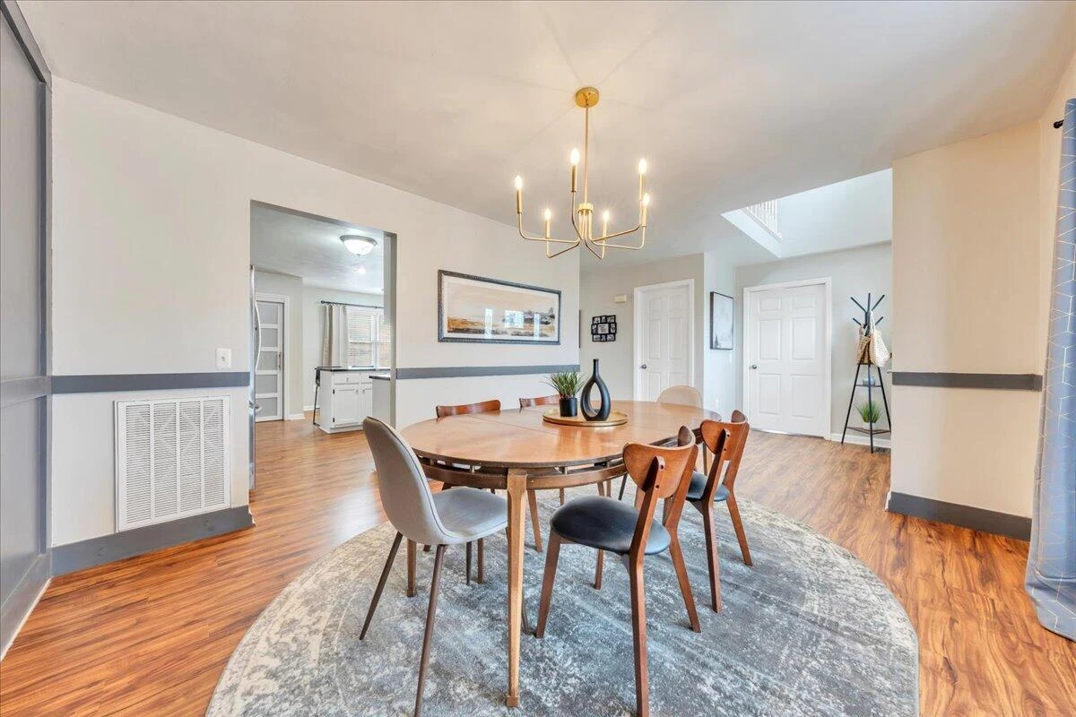 2400 Olde Salem DR - Photo 9