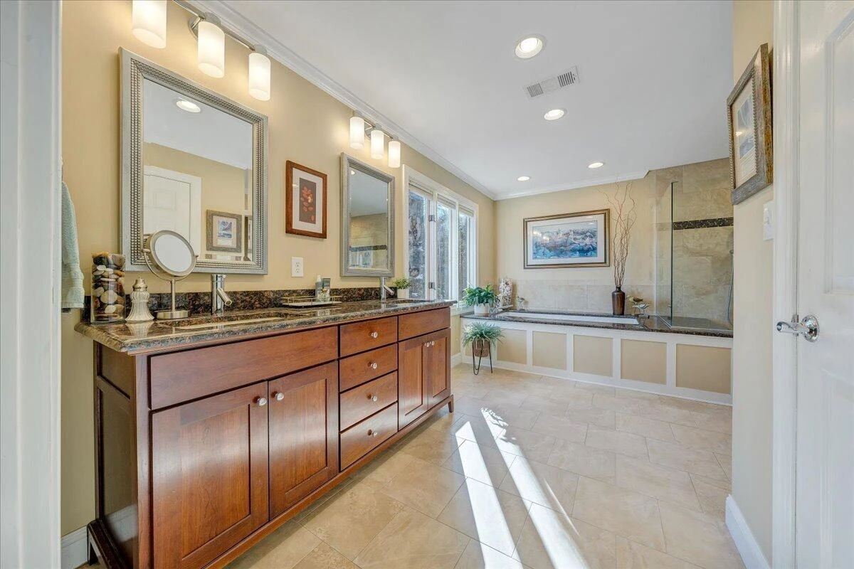 4921 Hunting Hills DR - Photo 47