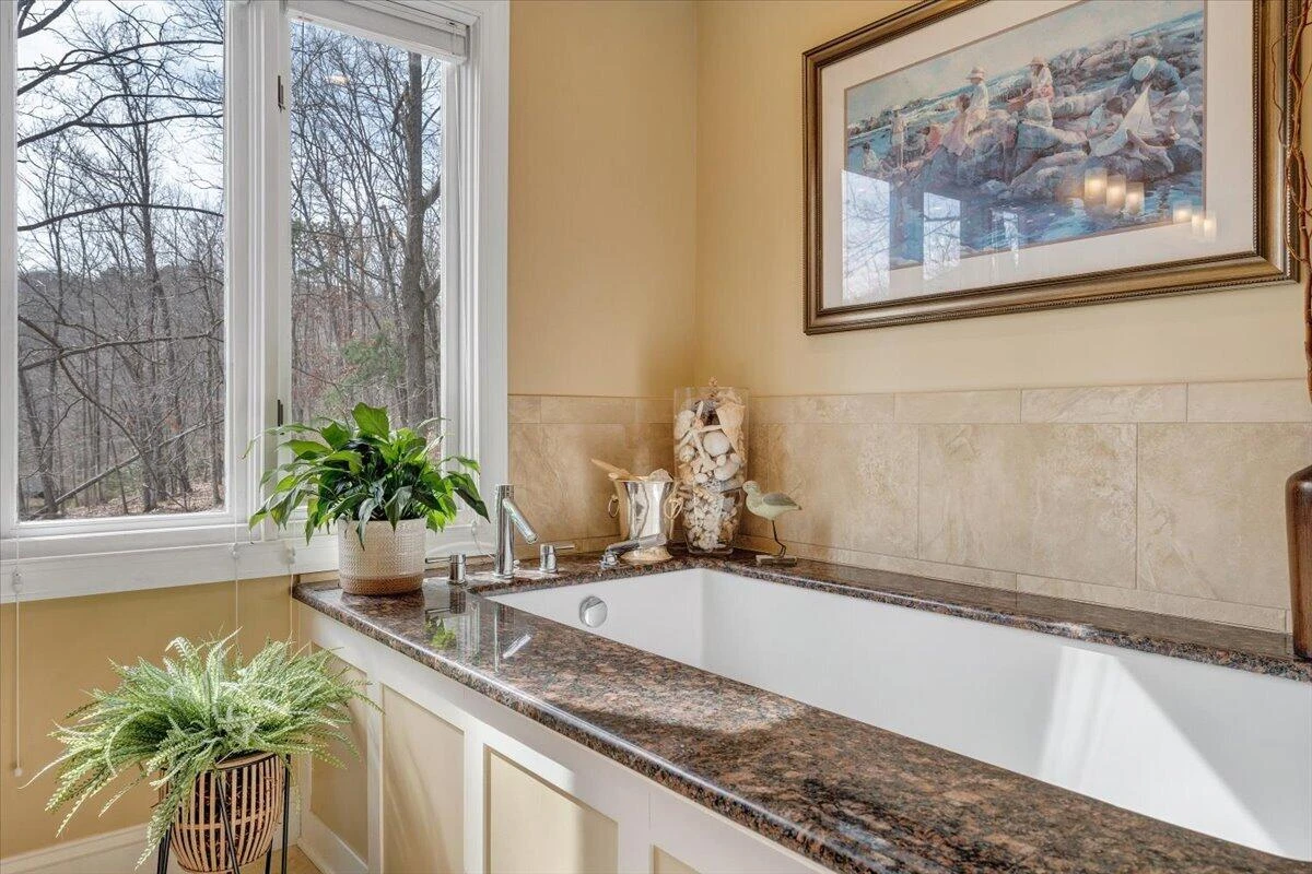 4921 Hunting Hills DR - Photo 48