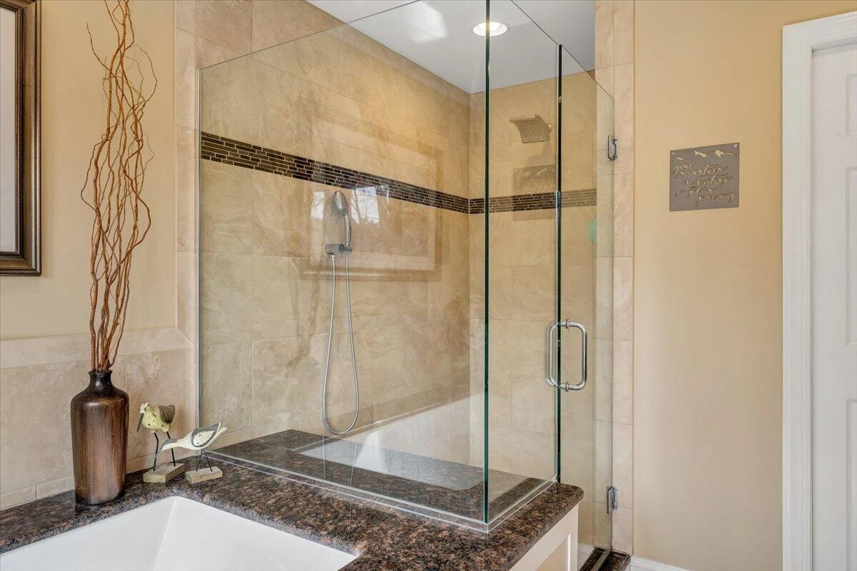 4921 Hunting Hills DR - Photo 51