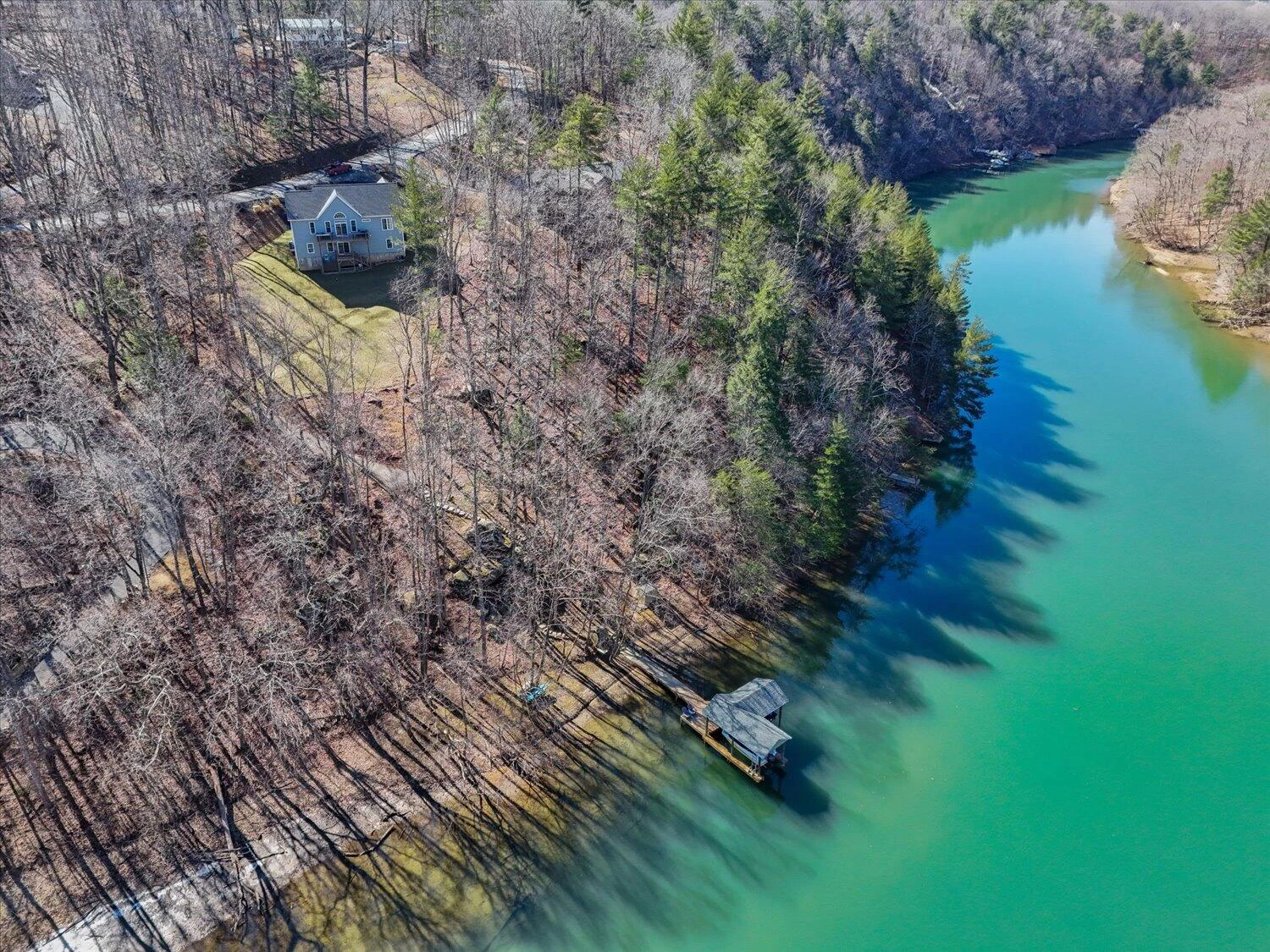 816 Lakeshore Terrace RD - Photo 2