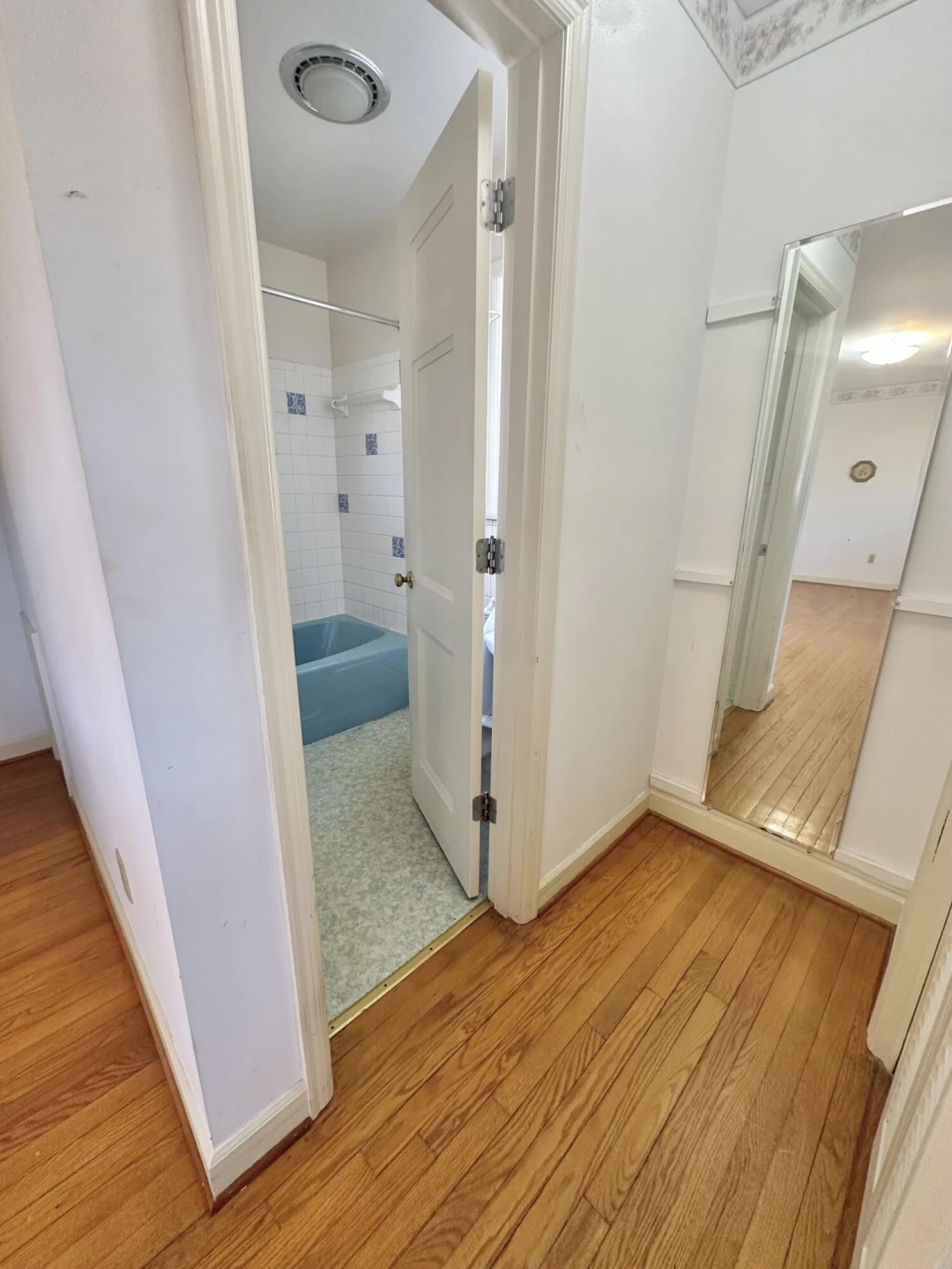 1029 Cliftwood CIR - Photo 32