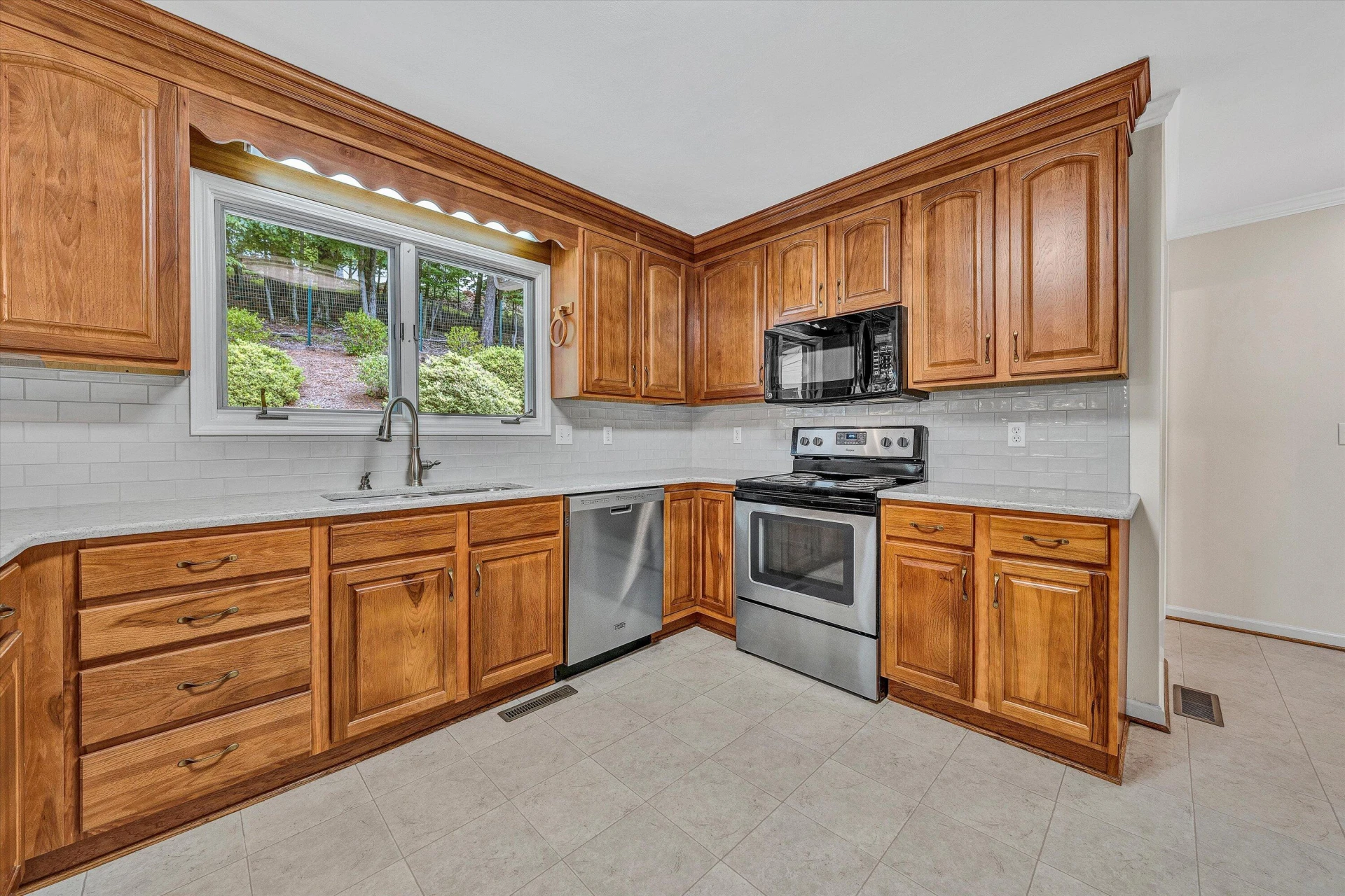 5653 Orchard Valley CIR - Photo 17