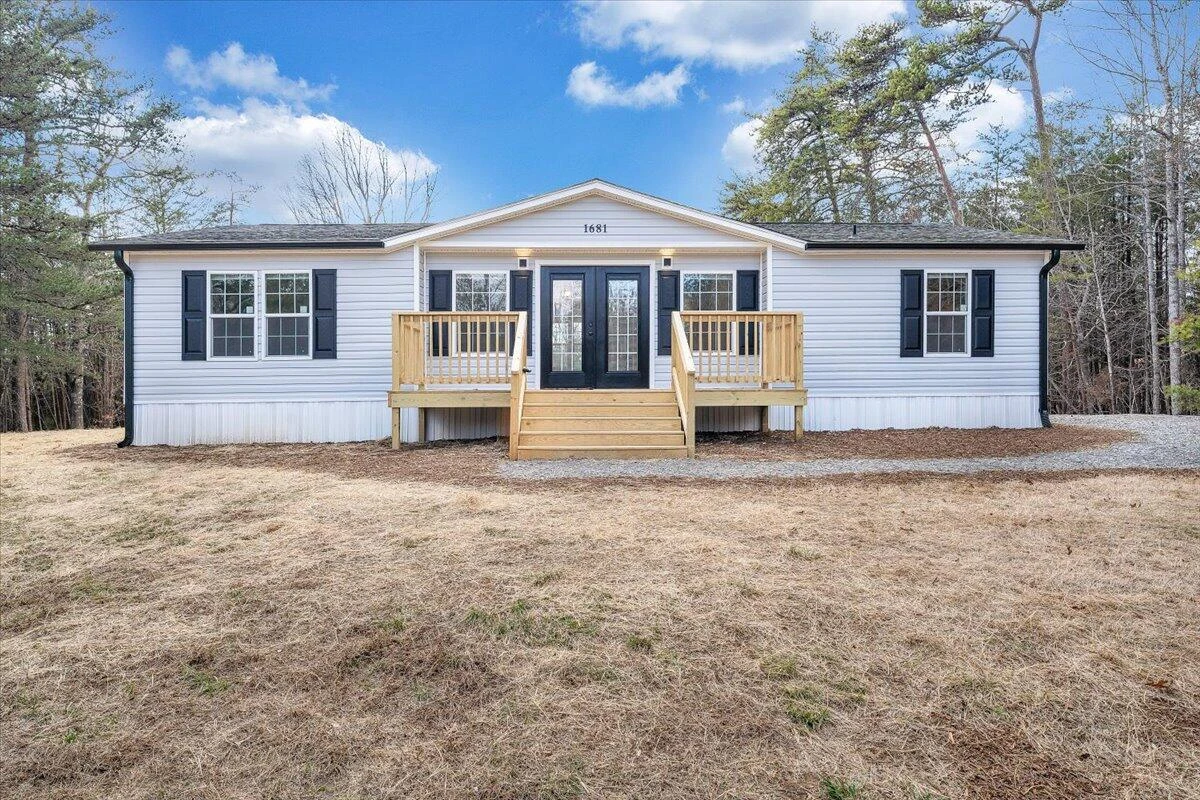 1681 Blue Knob RD