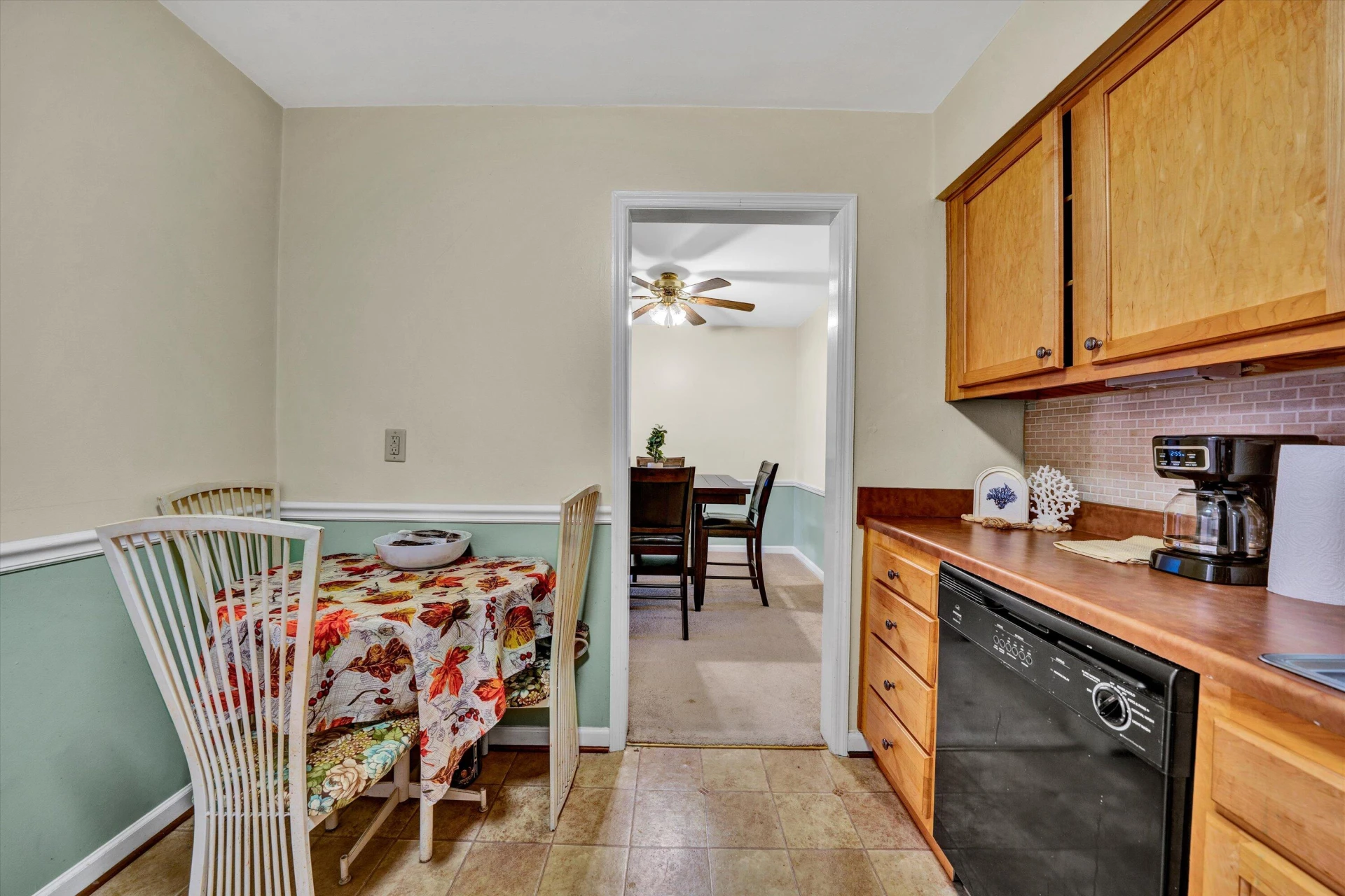 3531 Peters Creek RD #302 - Photo 10