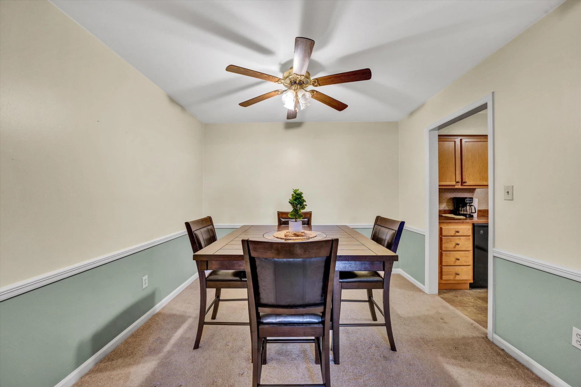 3531 Peters Creek RD #302 - Photo 6