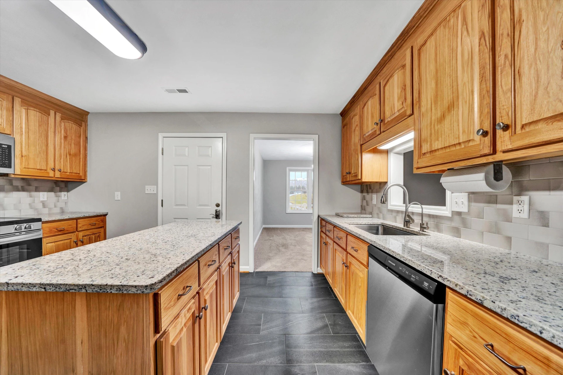 177 Pine Hills DR - Photo 6