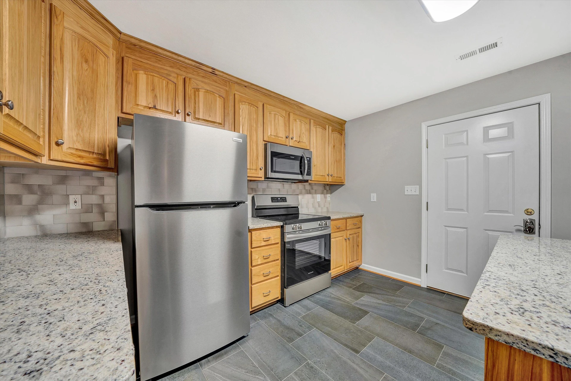 177 Pine Hills DR - Photo 7