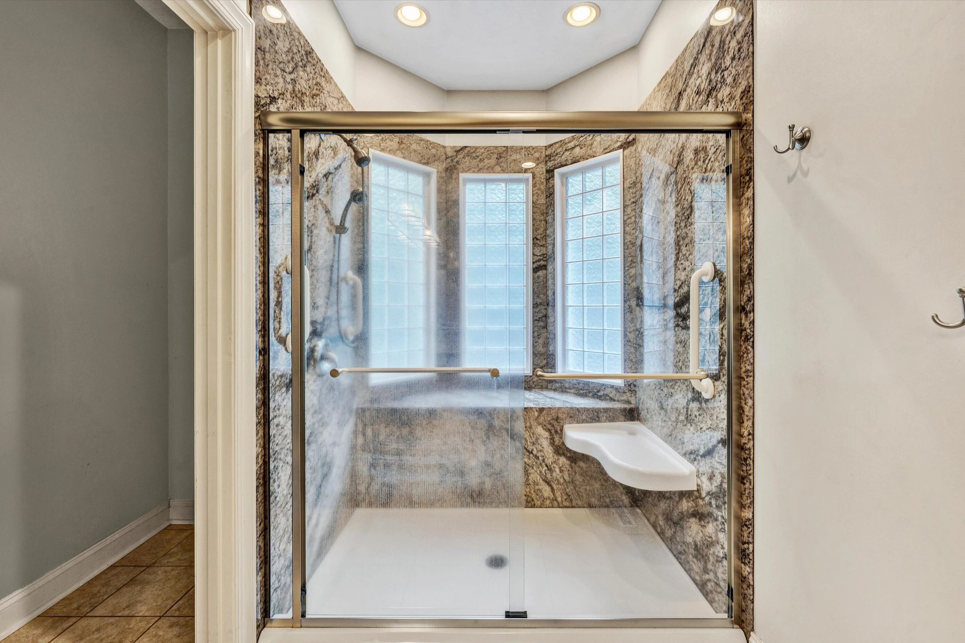 635 Miriam Hill DR - Photo 23