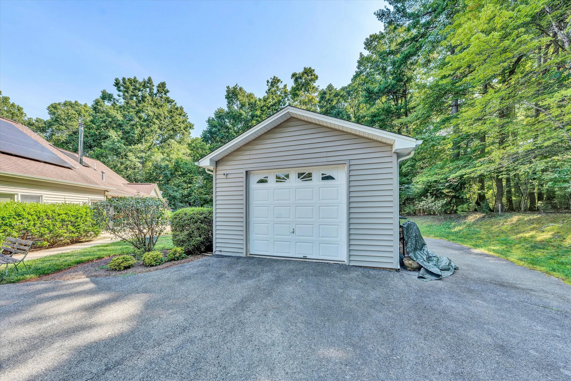 635 Miriam Hill DR - Photo 46