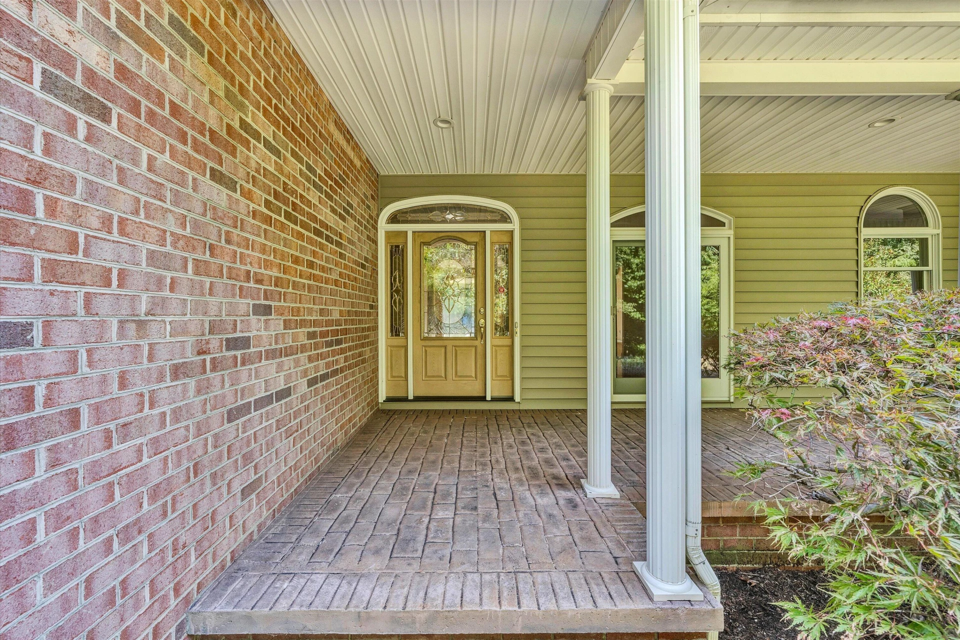 635 Miriam Hill DR - Photo 5