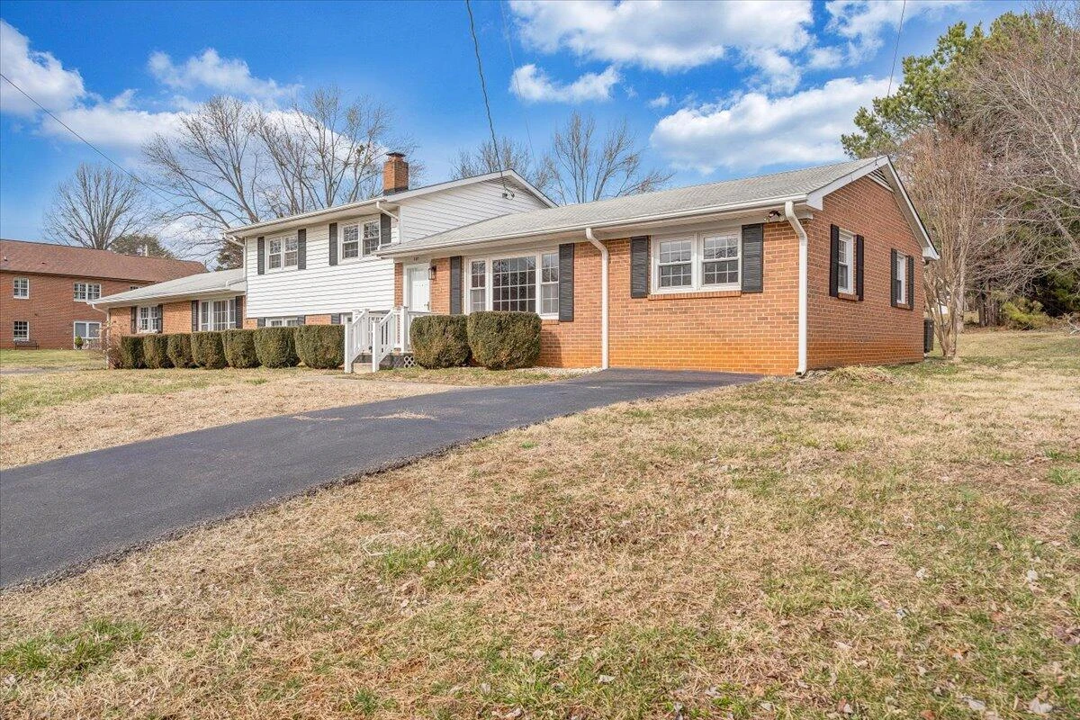 160 Bernard RD