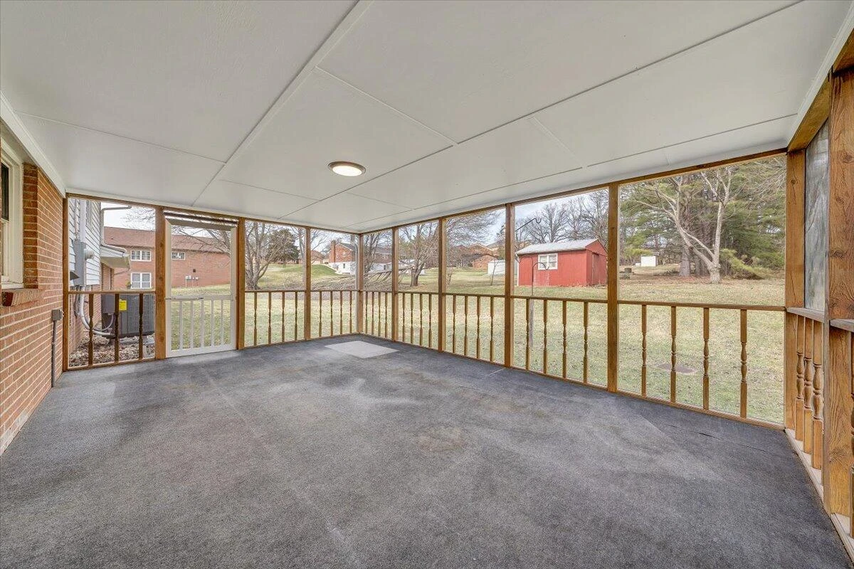 160 Bernard RD - Photo 40