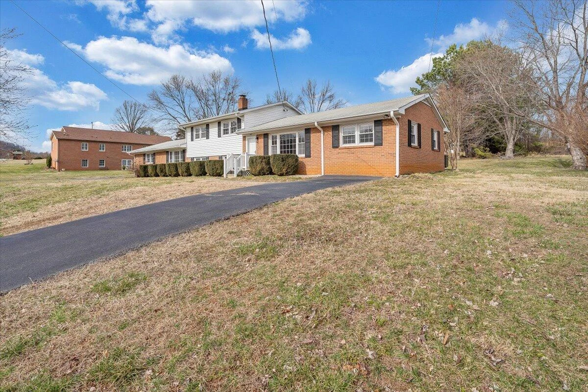 160 Bernard RD - Photo 55
