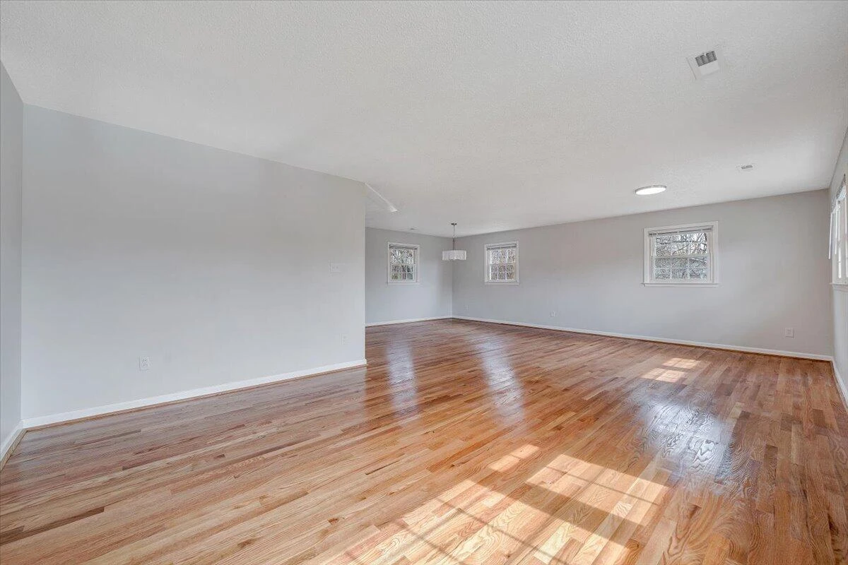 160 Bernard RD - Photo 8