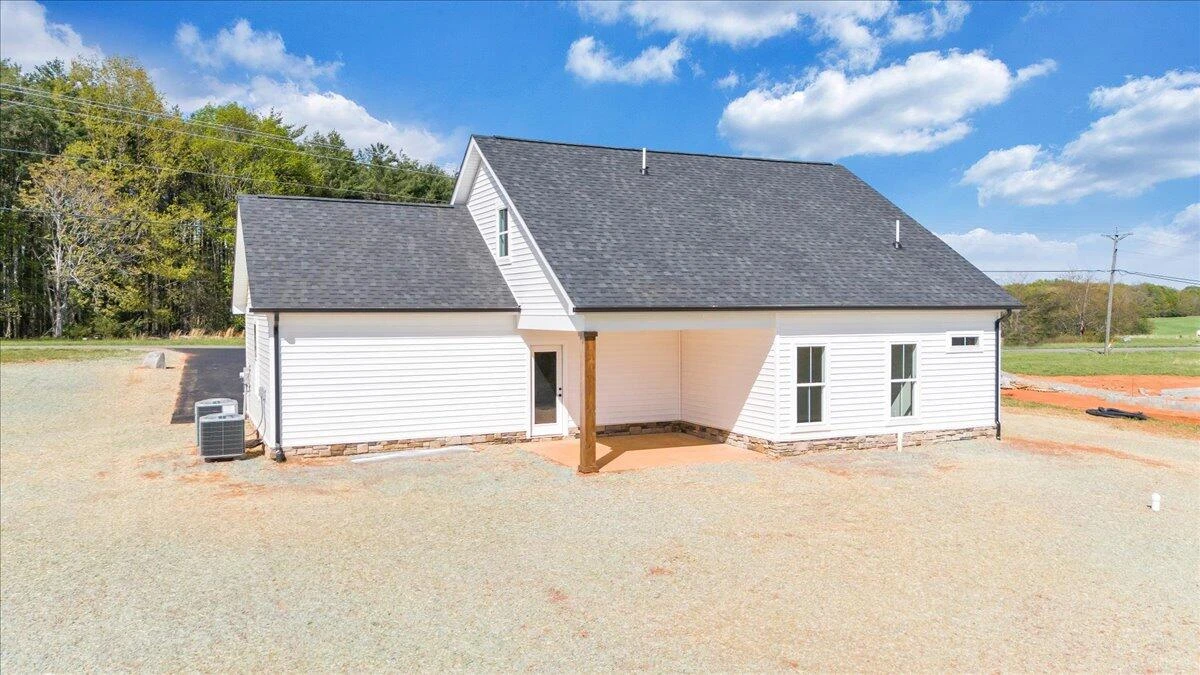 1490 Burnt Chimney RD - Photo 12