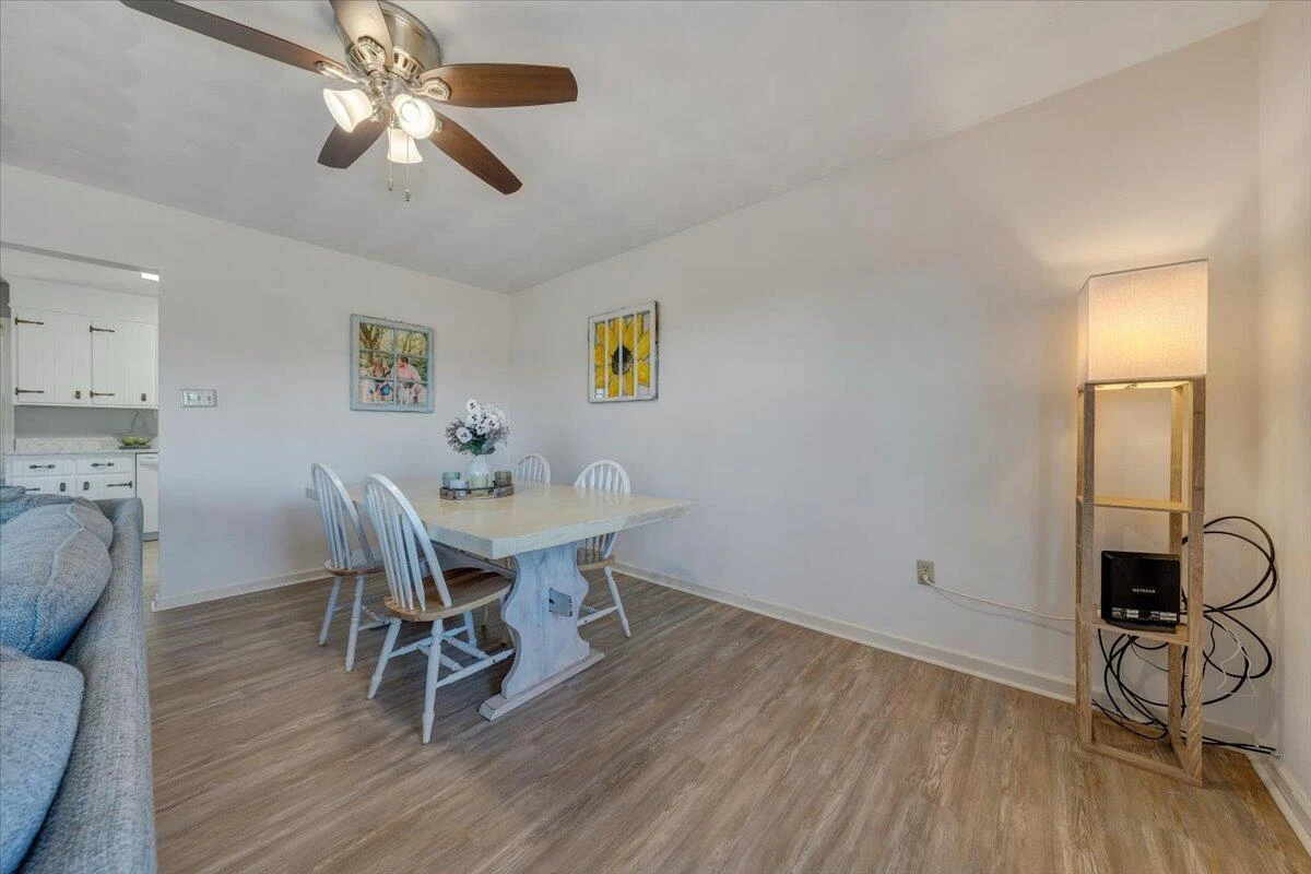 291 Lynville DR - Photo 16