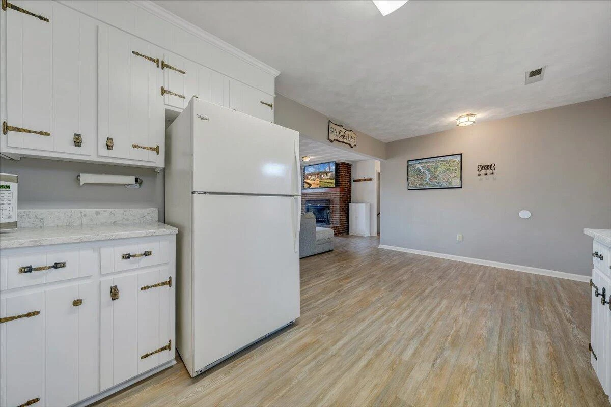 291 Lynville DR - Photo 21