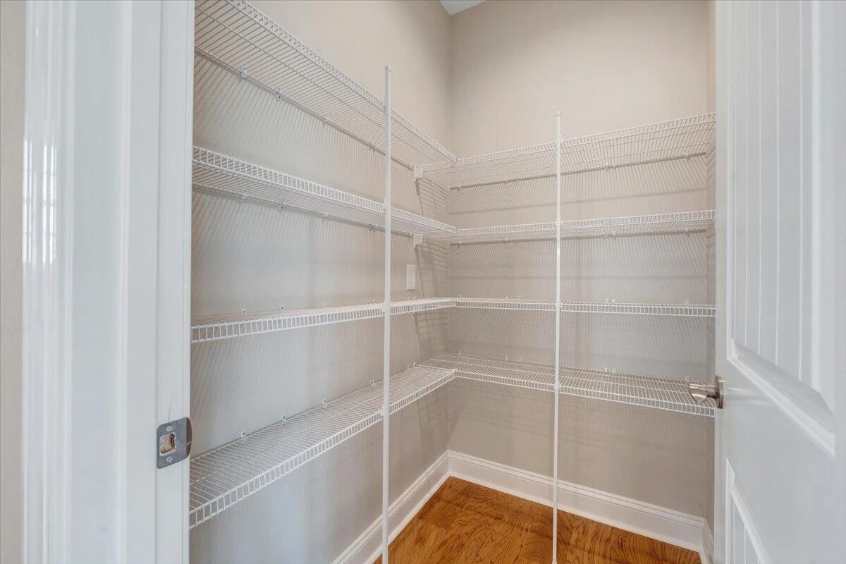 190 Merion CIR - Photo 12