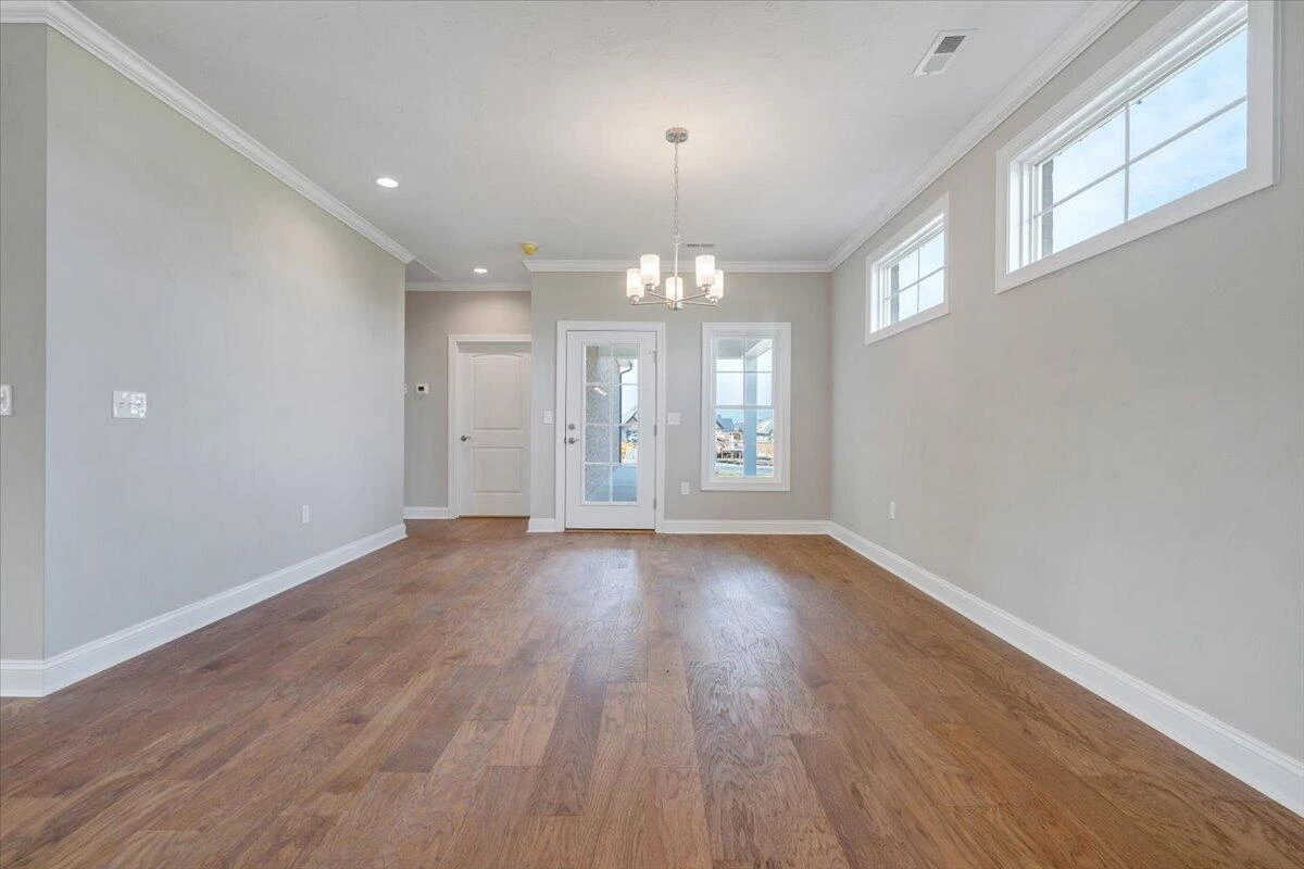 190 Merion CIR - Photo 18