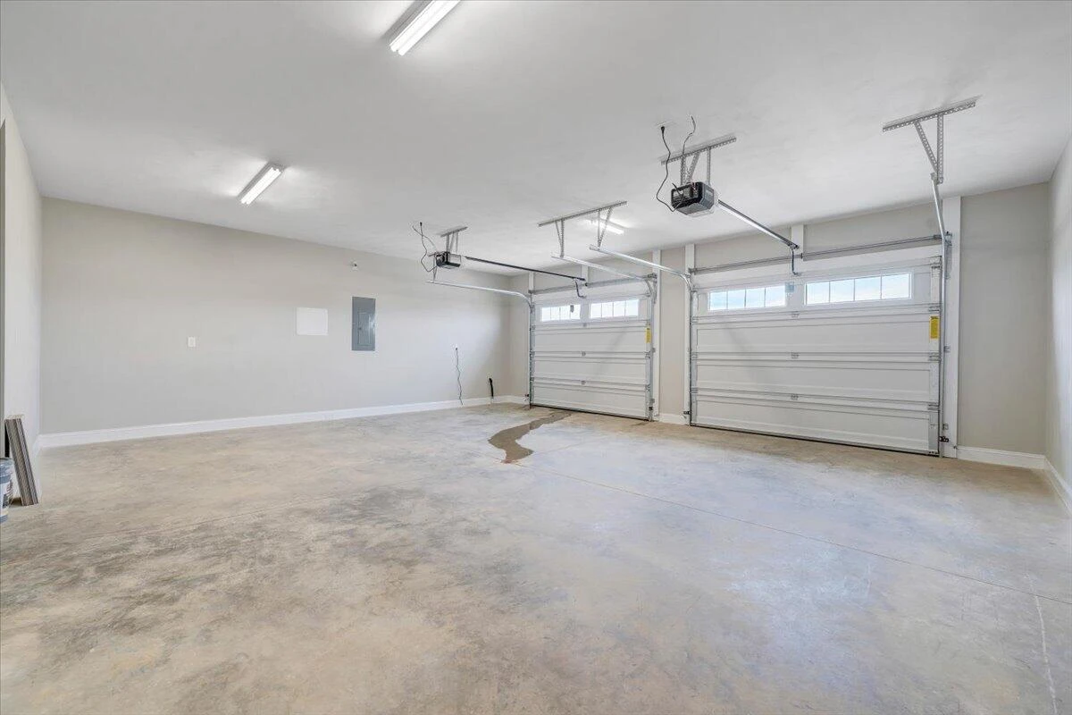 190 Merion CIR - Photo 37