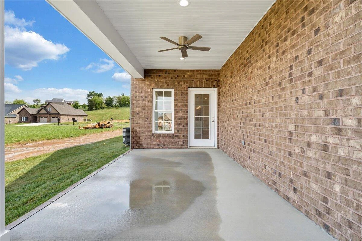 190 Merion CIR - Photo 44