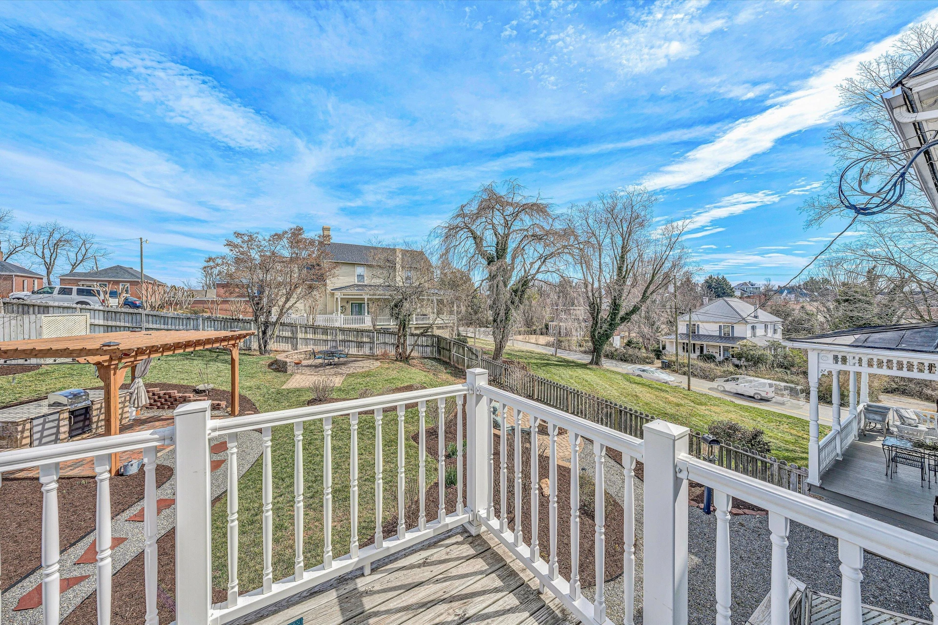 185 CLAIBORNE AVE - Photo 33