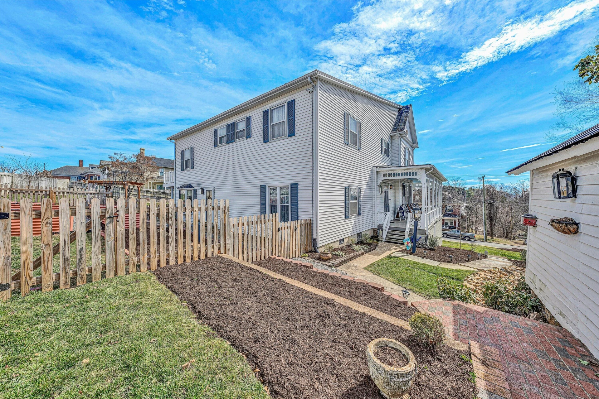 185 CLAIBORNE AVE - Photo 41