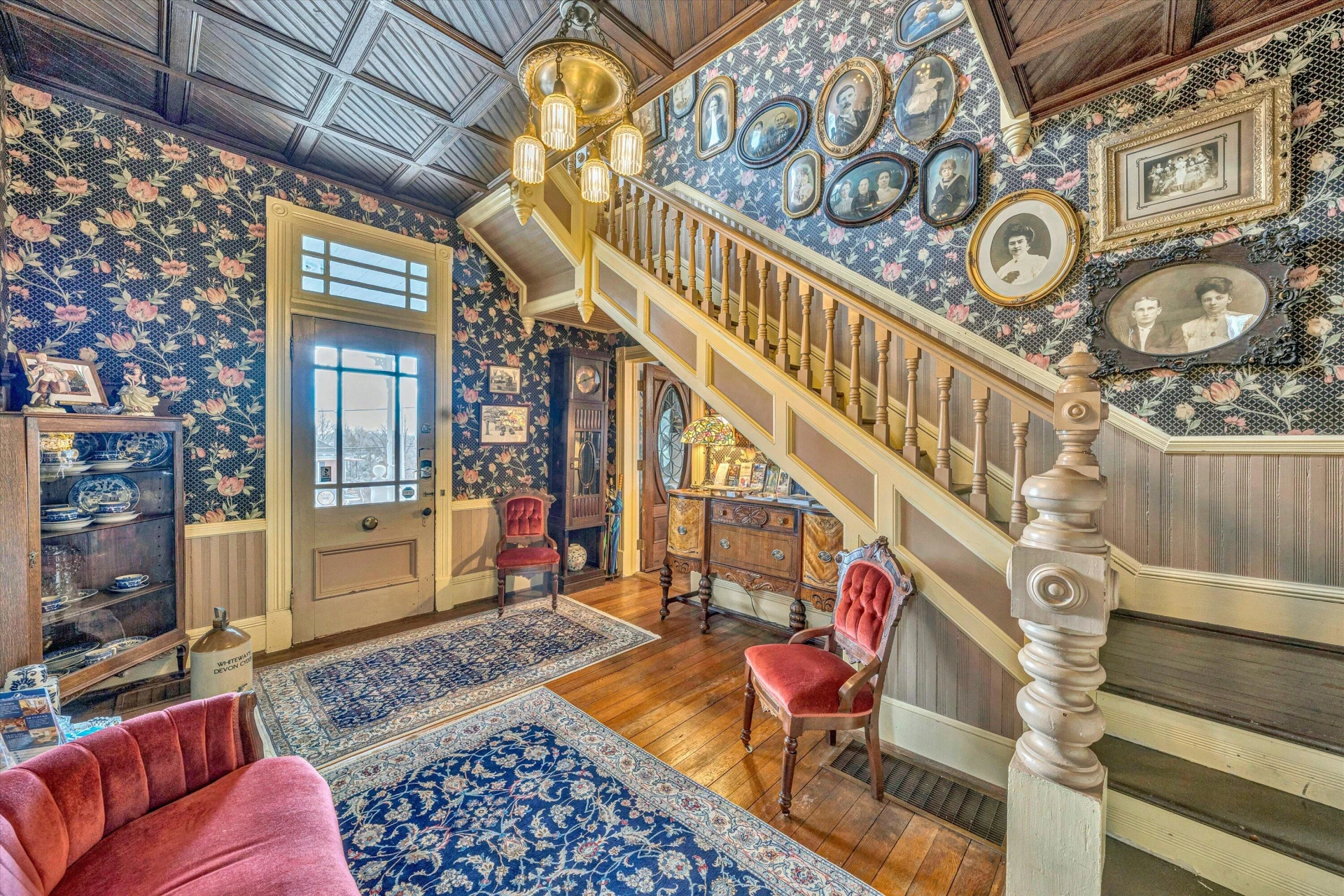 185 CLAIBORNE AVE - Photo 45