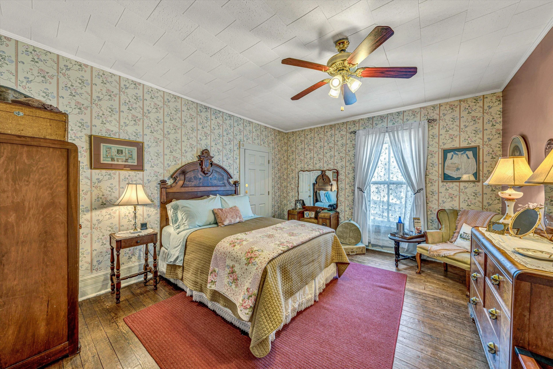 185 CLAIBORNE AVE - Photo 67