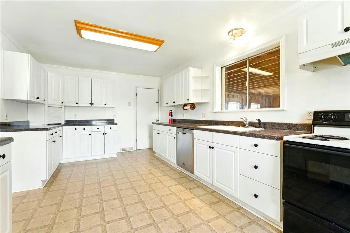 2351 Reese Mountain RD - Photo 18