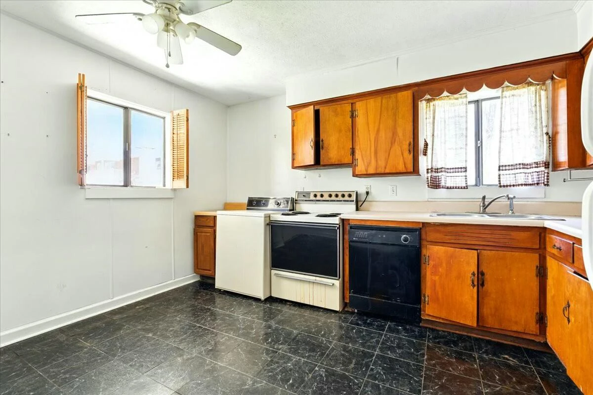 2351 Reese Mountain RD - Photo 43