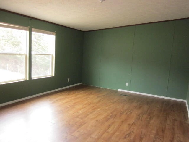 428 AGNES LN - Photo 10