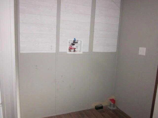 428 AGNES LN - Photo 9