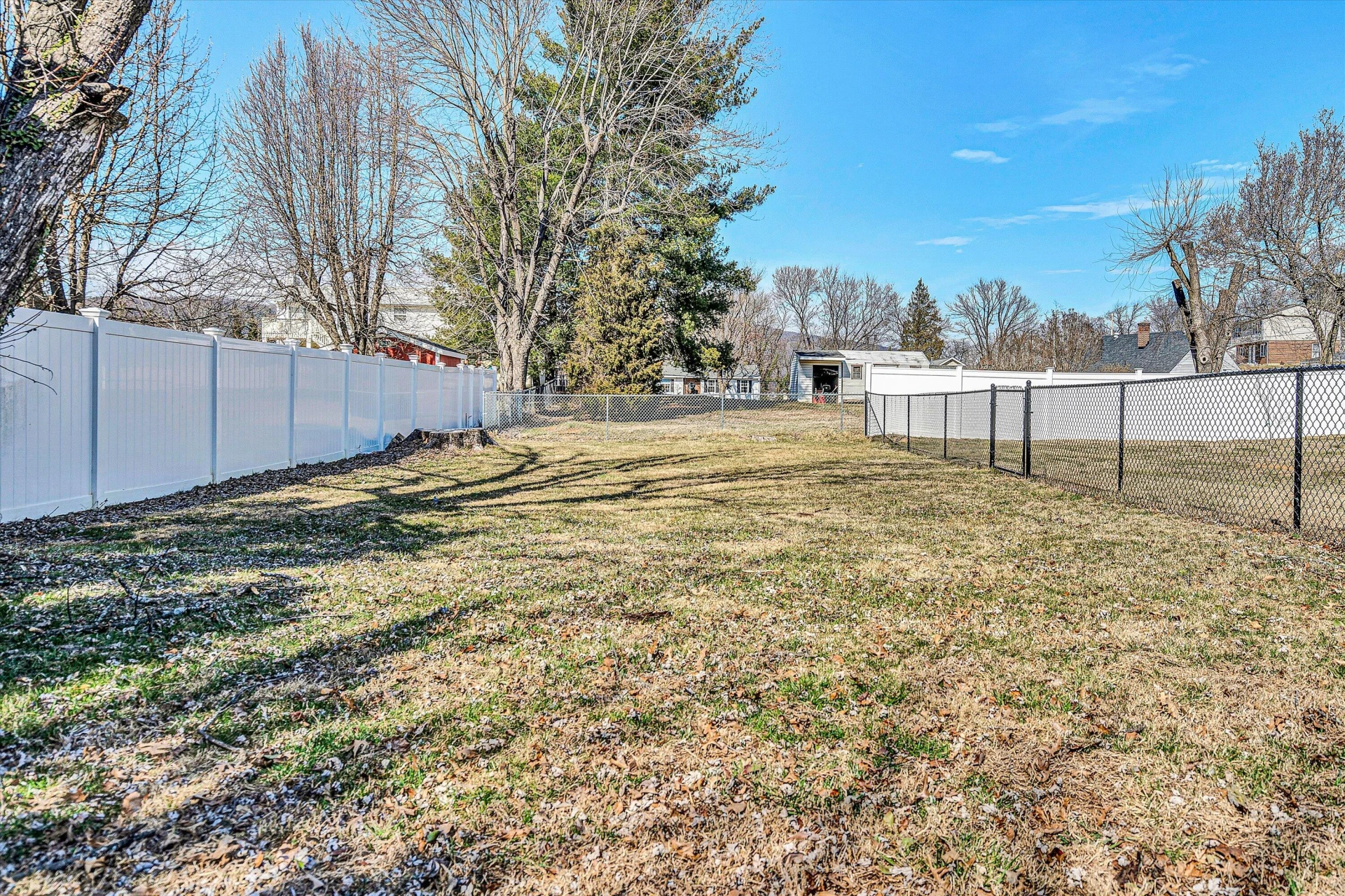 2011 Mountain AVE - Photo 19