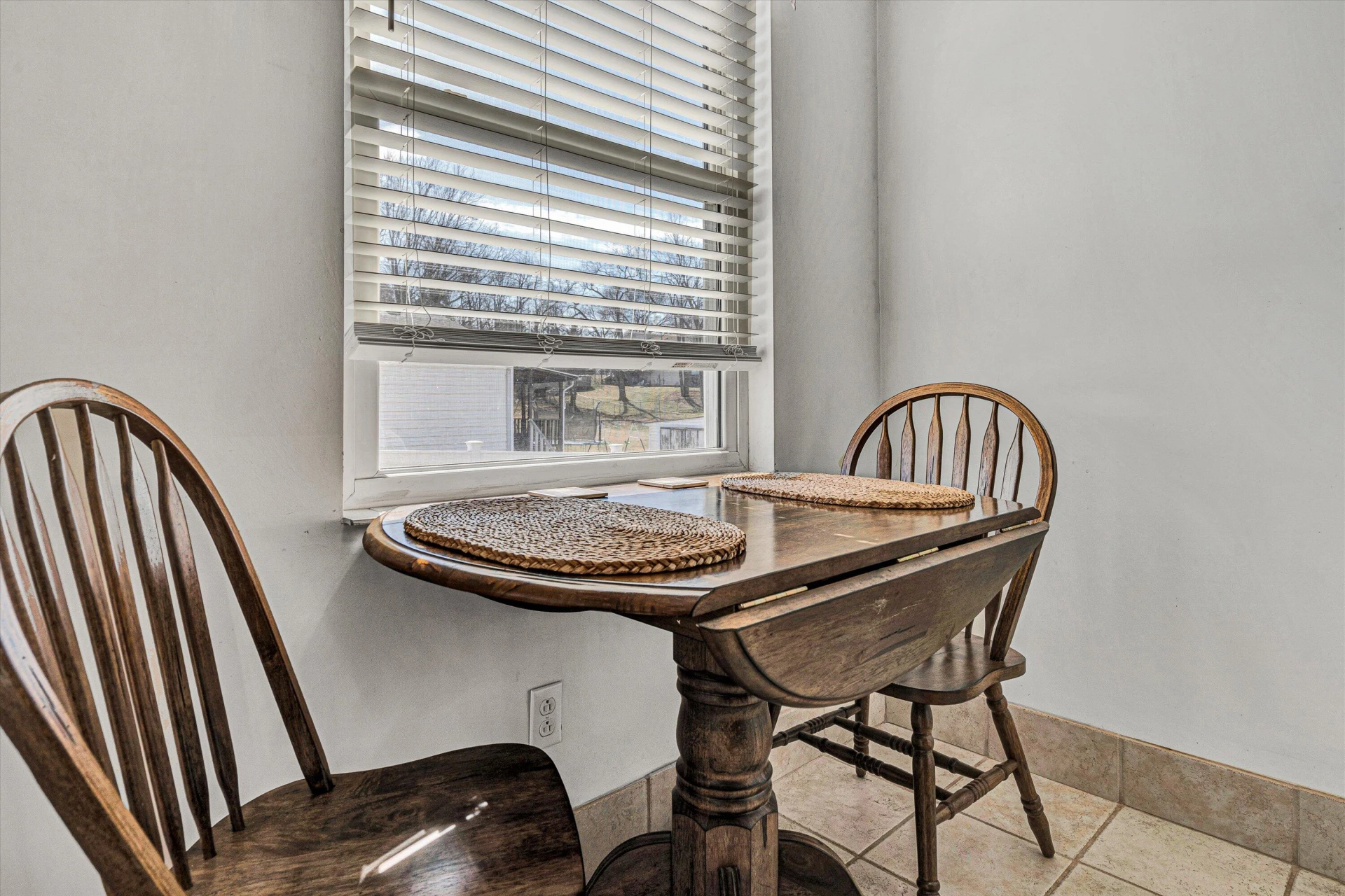 2011 Mountain AVE - Photo 7