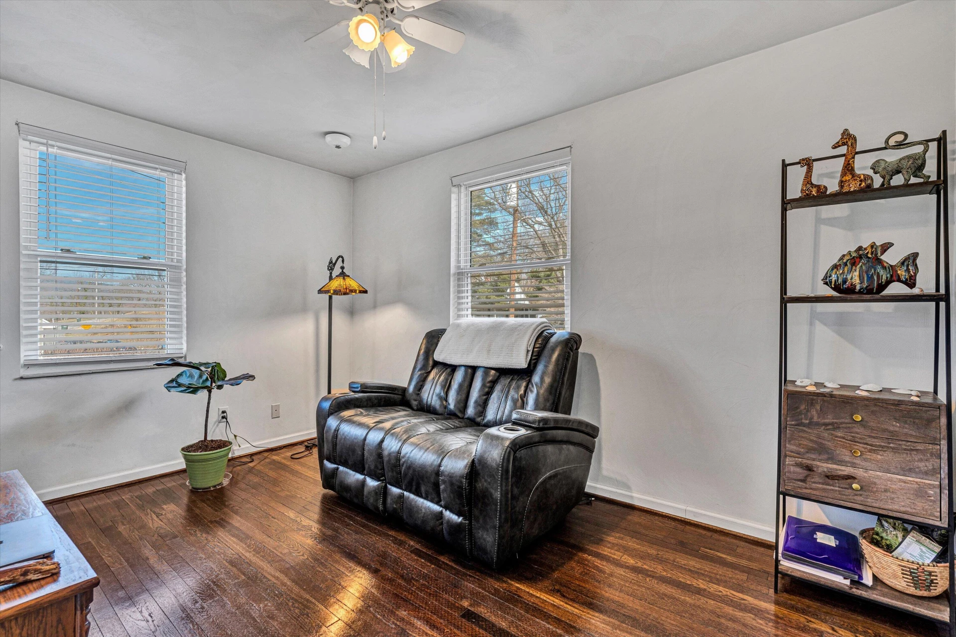 2011 Mountain AVE - Photo 8