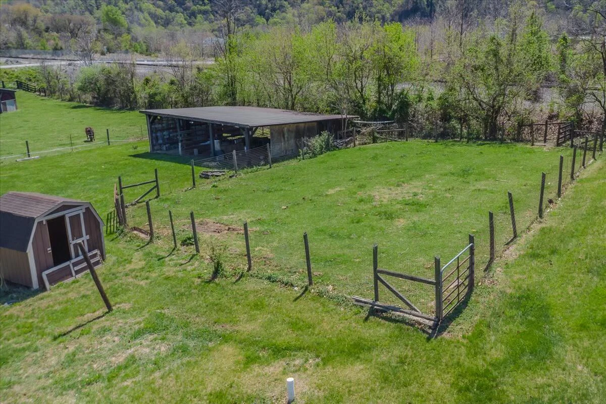 2351 Reese Mountain RD - Photo 58