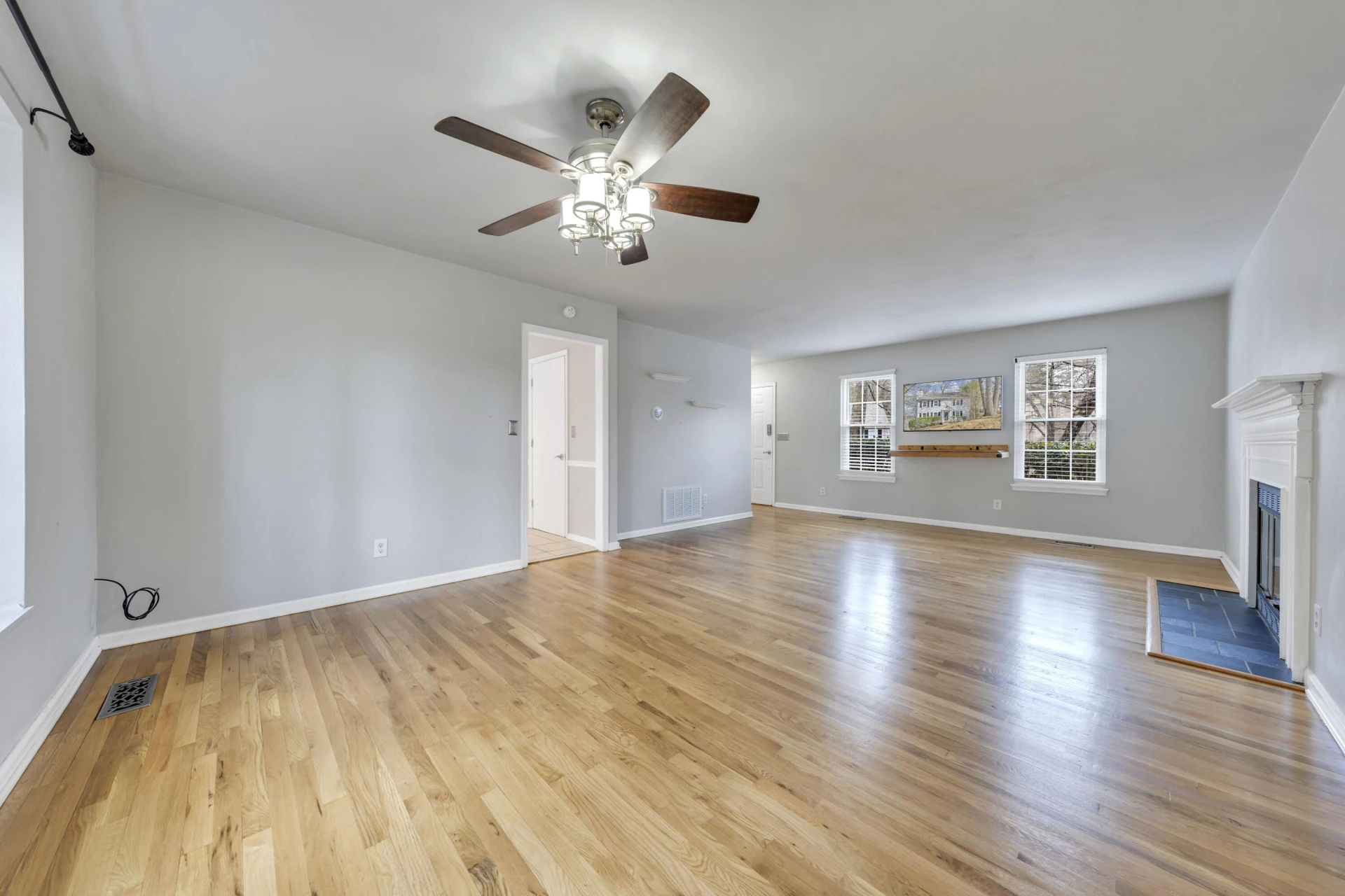 4736 Whipplewood DR - Photo 10