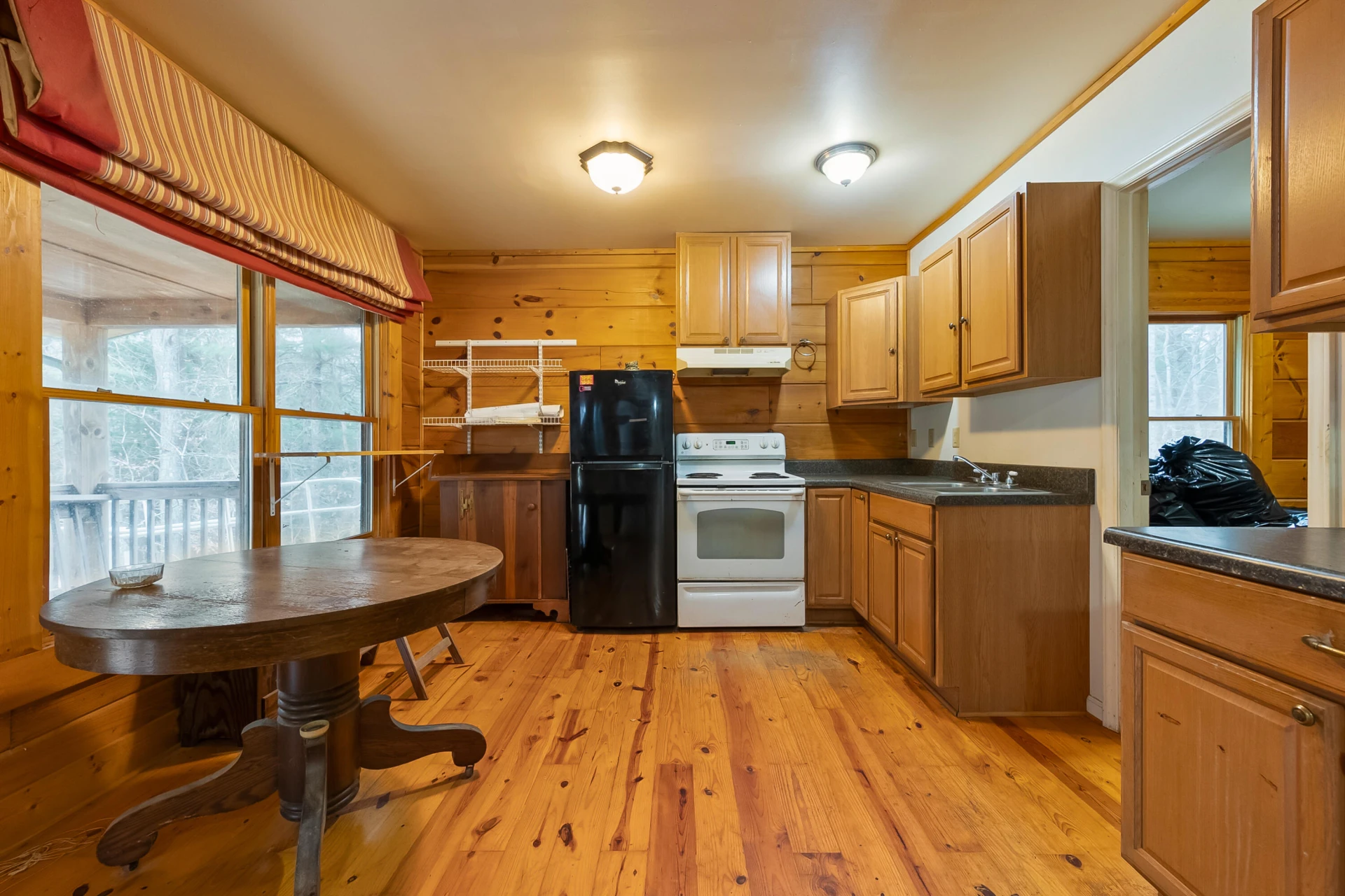 391 Airport RD - Photo 16
