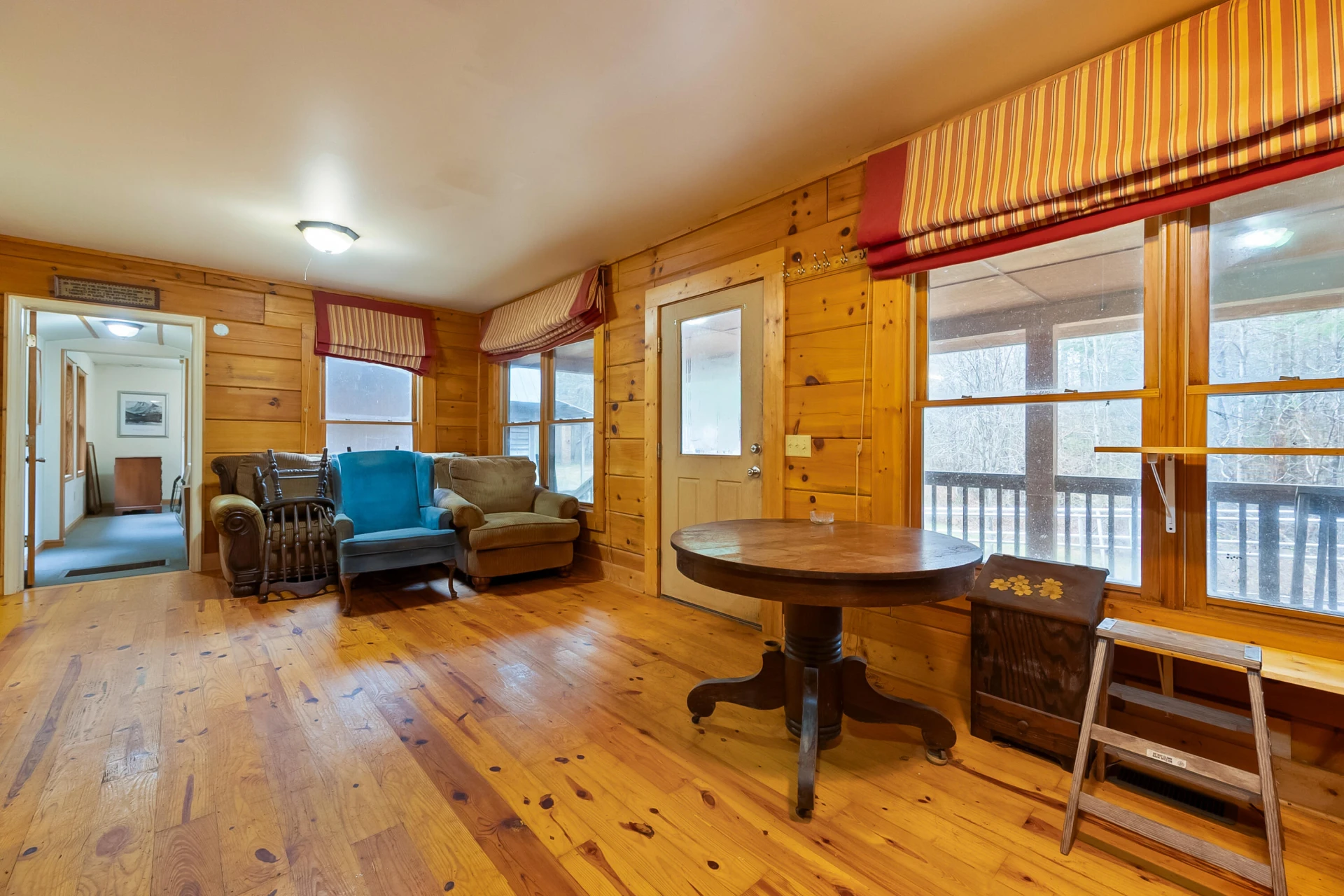 391 Airport RD - Photo 18