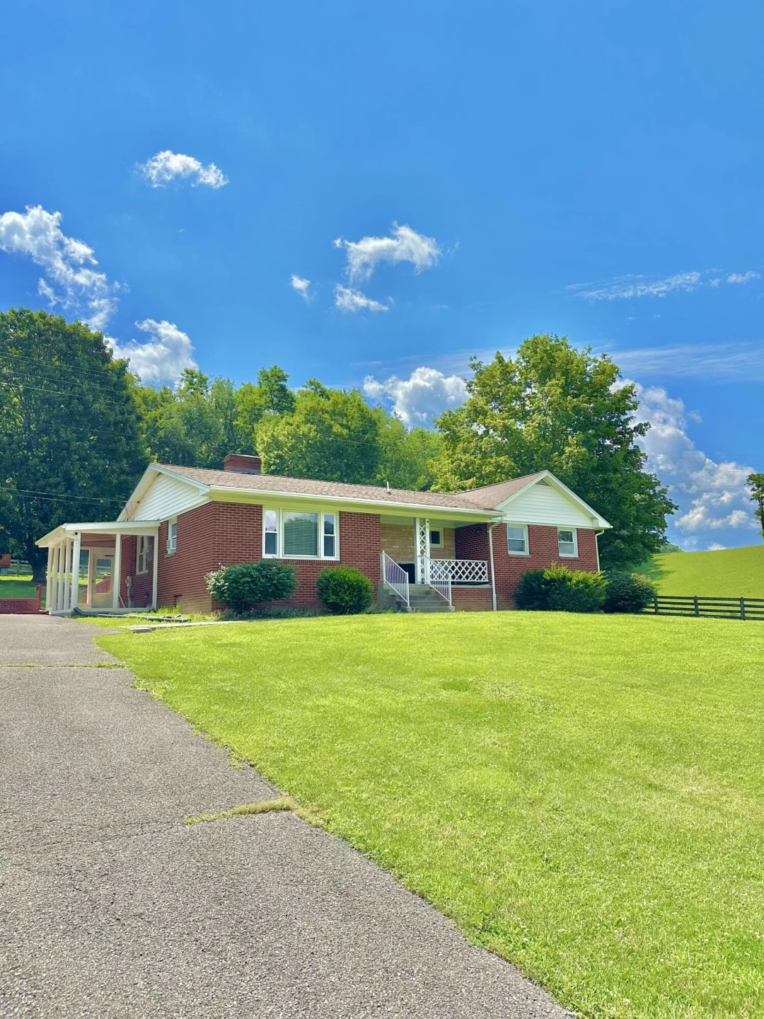 950 Sam Snead Hwy - Photo 2