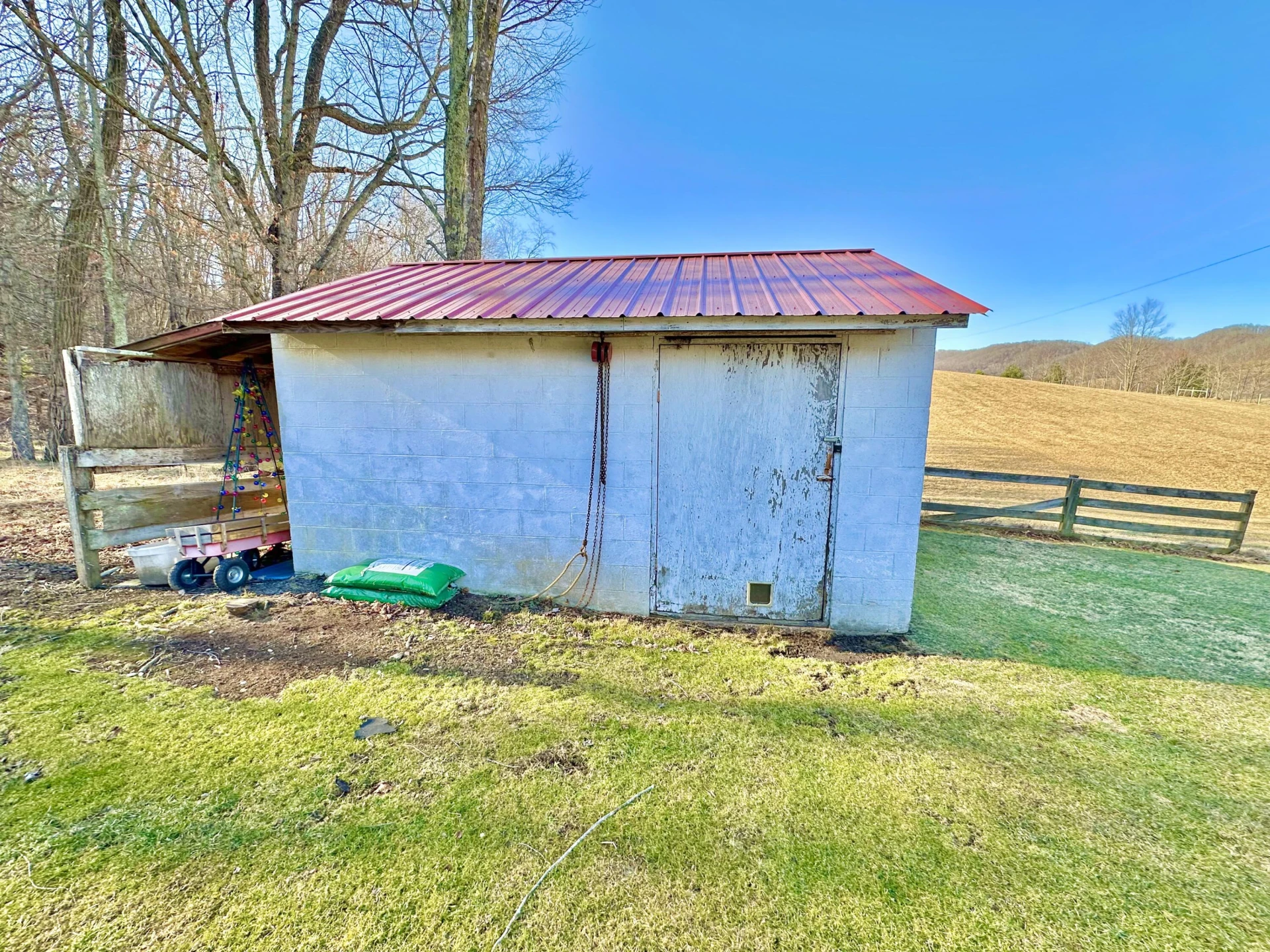 950 Sam Snead Hwy - Photo 54