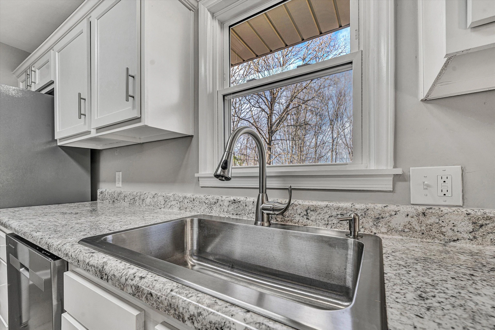 1612 Bell Town RD - Photo 11