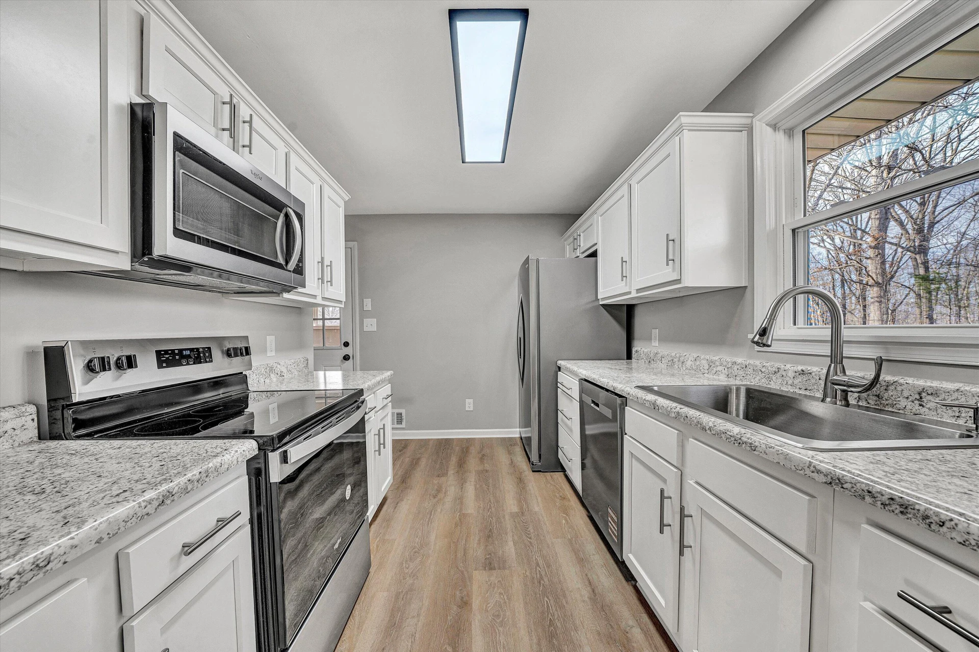 1612 Bell Town RD - Photo 2