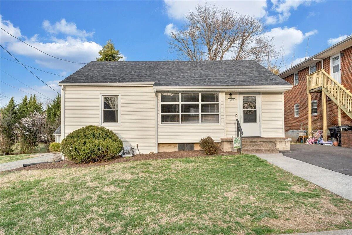 3358 Brandywine AVE