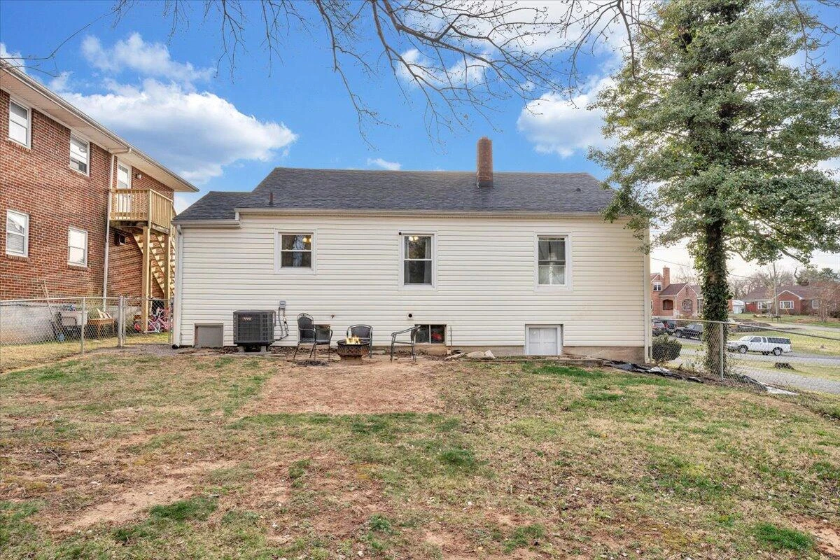 3358 Brandywine AVE - Photo 31