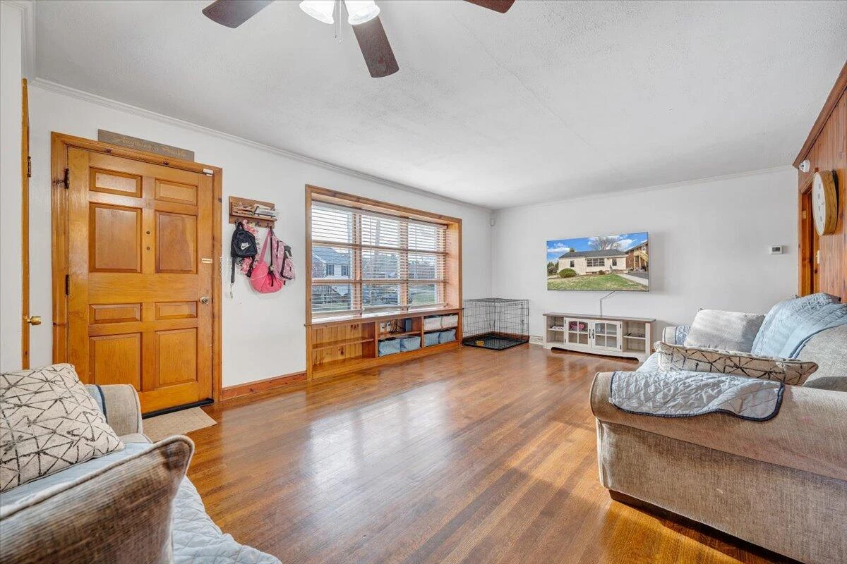3358 Brandywine AVE - Photo 5